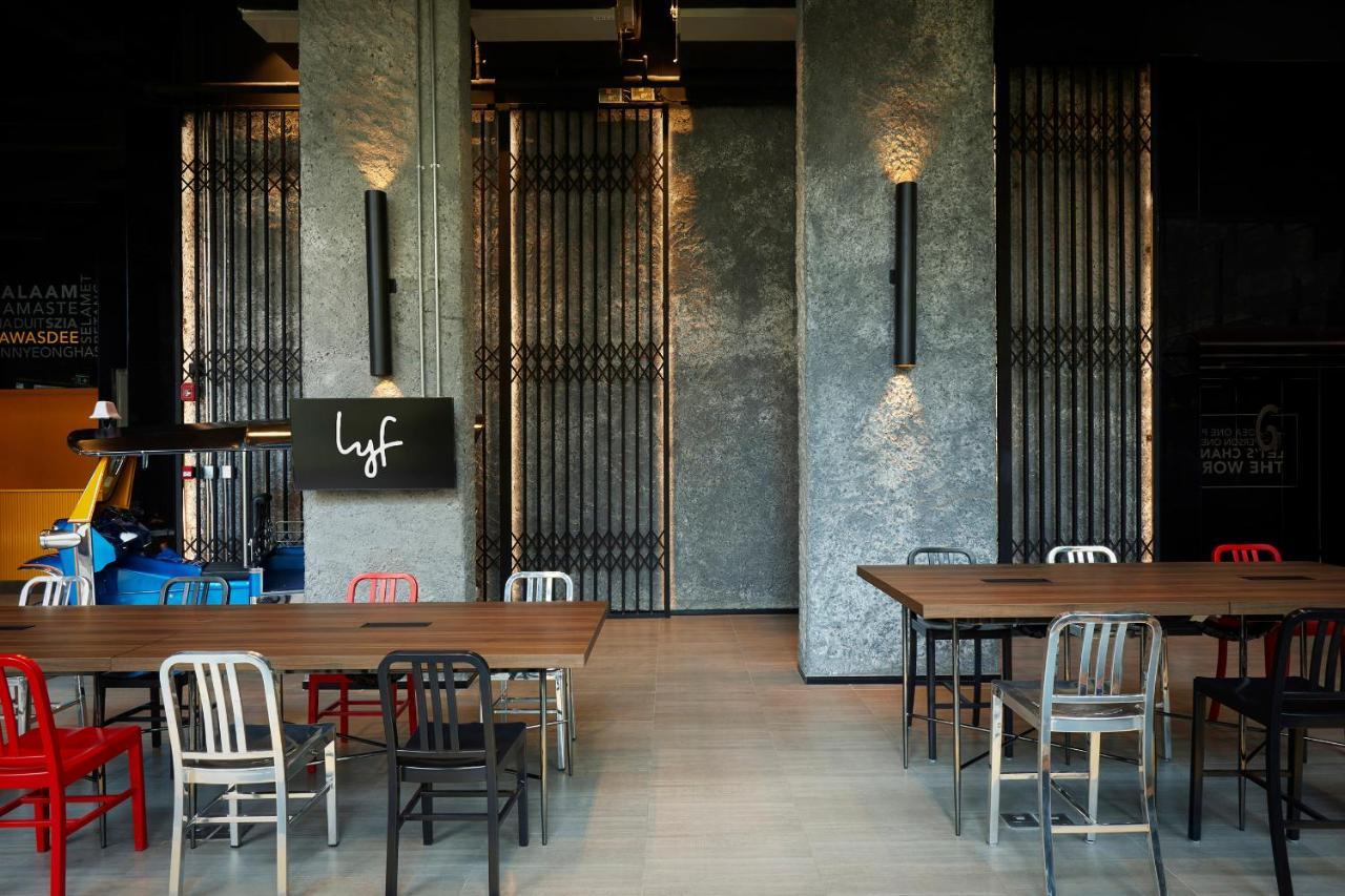 Готель Lyf Sukhumvit 8 Бангкок Екстер'єр фото